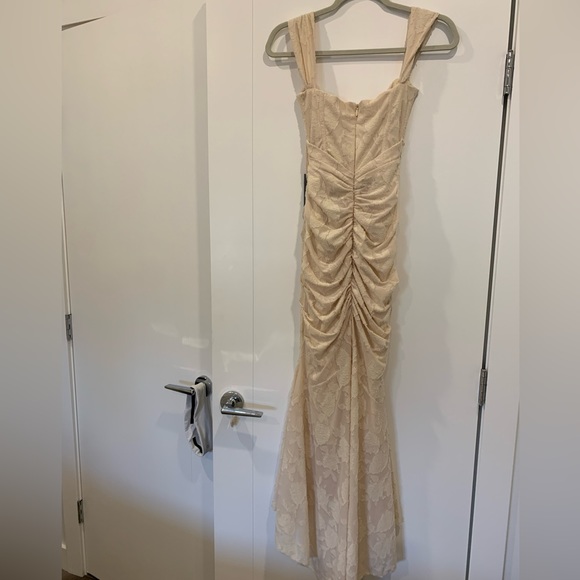 House of CB Cesca Maci Lace Dress Vintage Cream - Picture 3 of 6